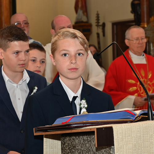 Copyright: Egon WEISSHEIMER, 27.04.2024 Grafenschlag, Firmung im Pfattverband Herz Jesu im Waldviertel, in der Pfarrkirche Grafenschlag, Firmspender: Domkapilar Mag. Herbert D?LLER, NEUWIRTH Florian